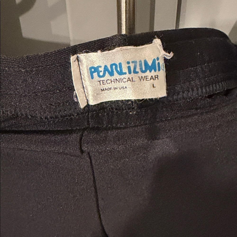 Pearl Izumi Black Technical Wear Leggings. Good condition. - Picture 2 of 7